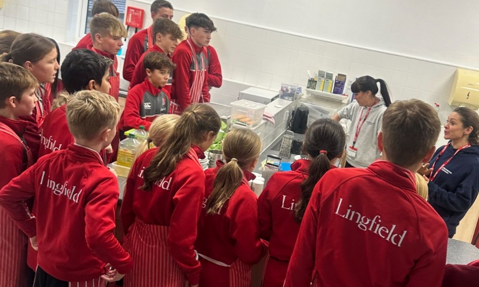 Performance Canteen cooking demonstration with Lingfield Sports Scholars
