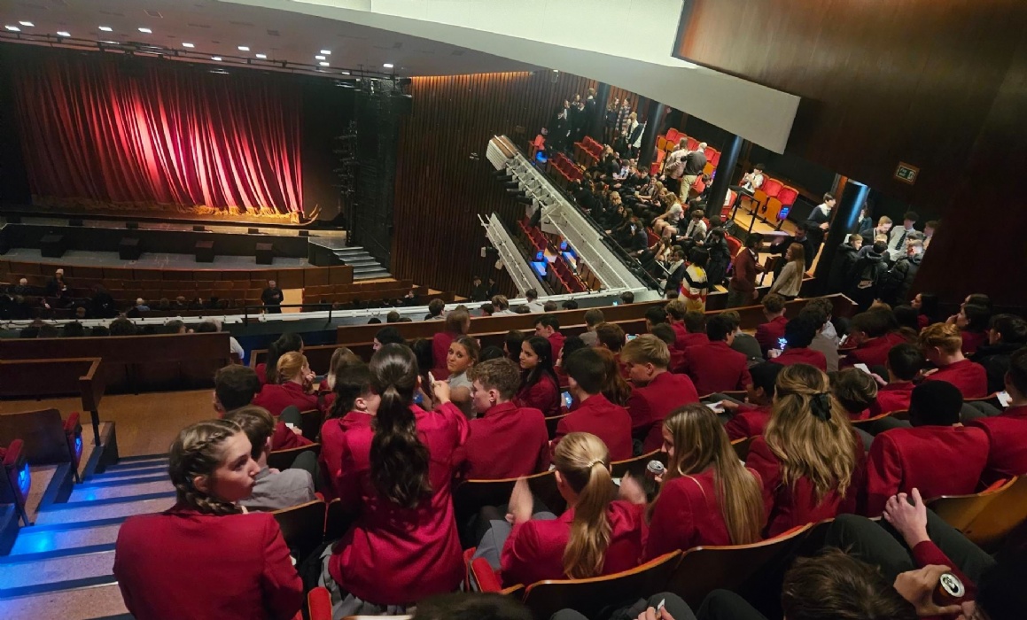 Year 11 Theatre Trip: An Inspector Calls
