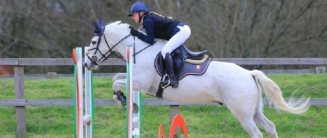 Lingfield Equestrian Host School Show Jumping Event at Felbridge